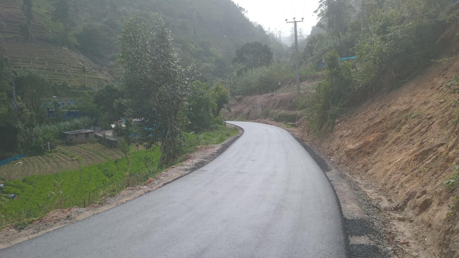 Second Integrated Road Investment Program - Rehabilitation, Improvement and Maintenance of 23.96 Km Rural Roads in Badulla District - Image 9